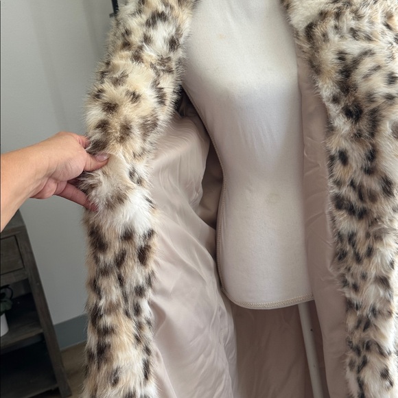 Leopard Print Faux Fur Coat - Picture 4 of 5